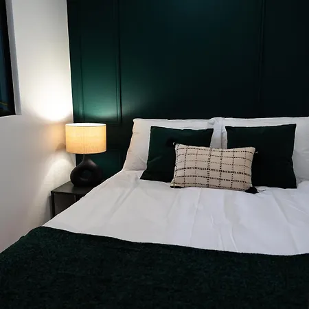 élégant Au Coeur De - à Pied !