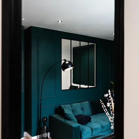 élégant Au Coeur De - à Pied ! *