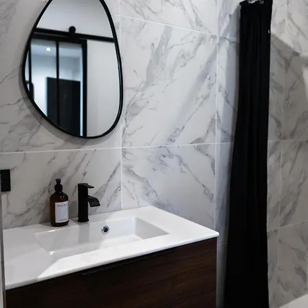Elegant Au Coeur De - A Pied ! *